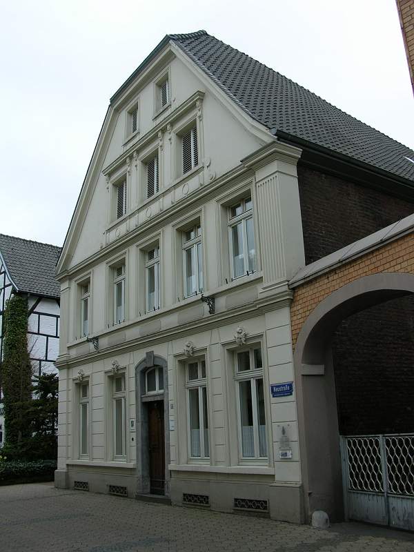 Haus Basels.jpg